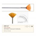 Pincel Abanico toray dorado Nº4